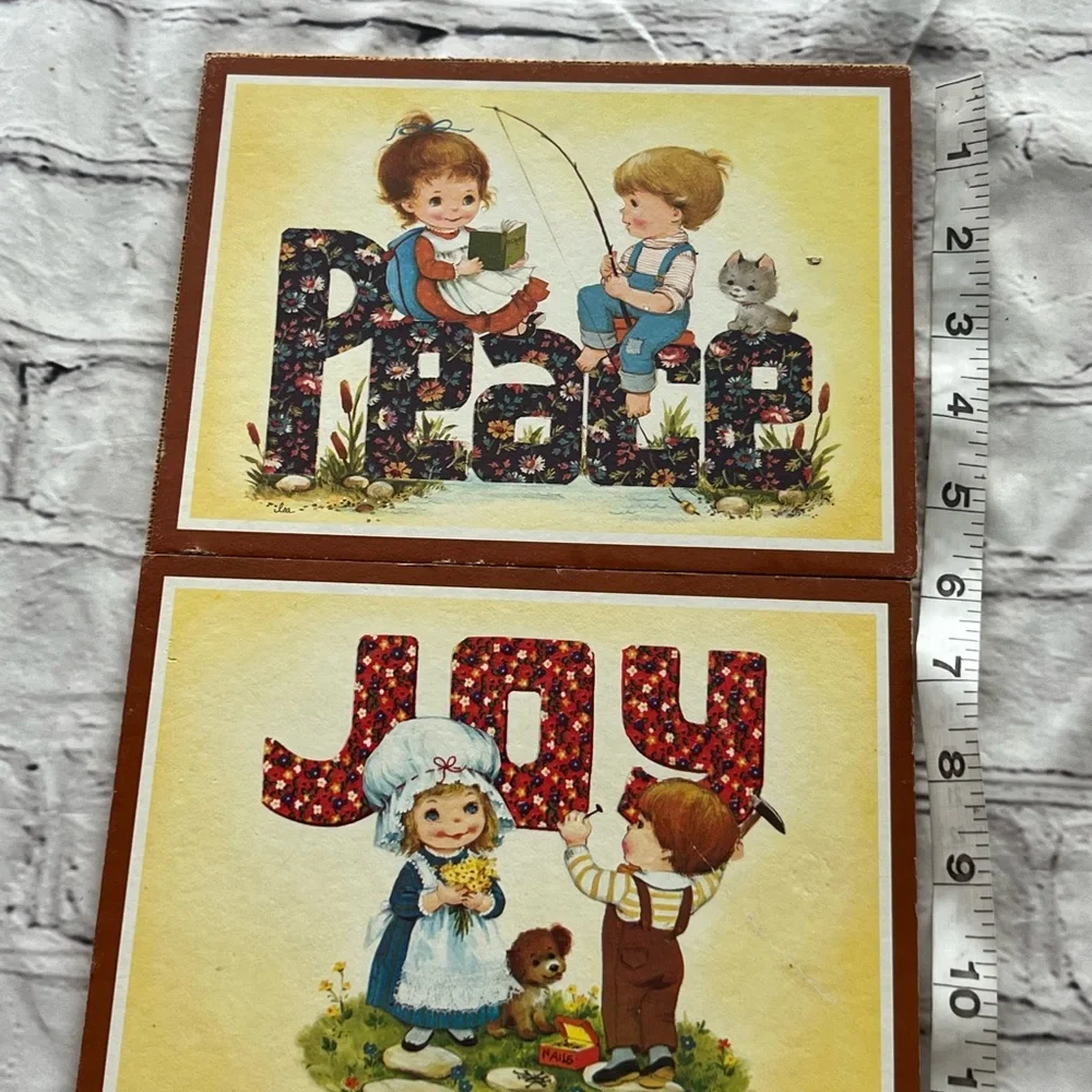 Vintage Style Peace and Joy Wall Art Decor